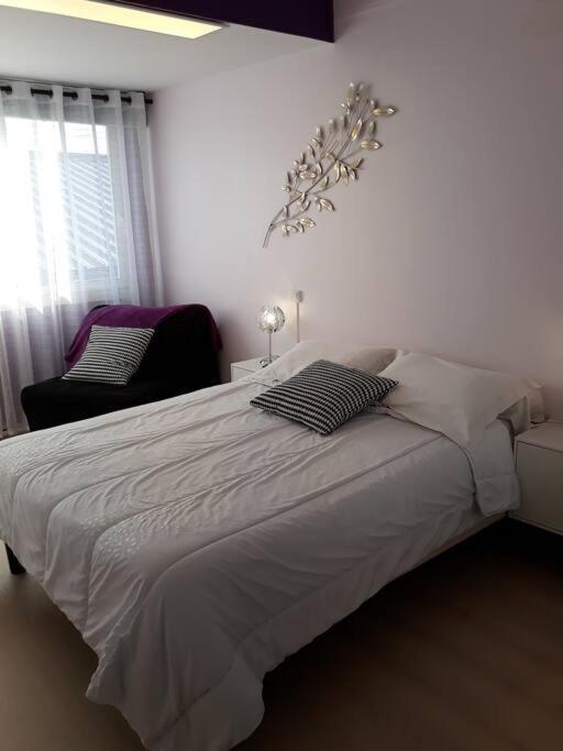 Beautiful Appartment In Ruan Exterior foto